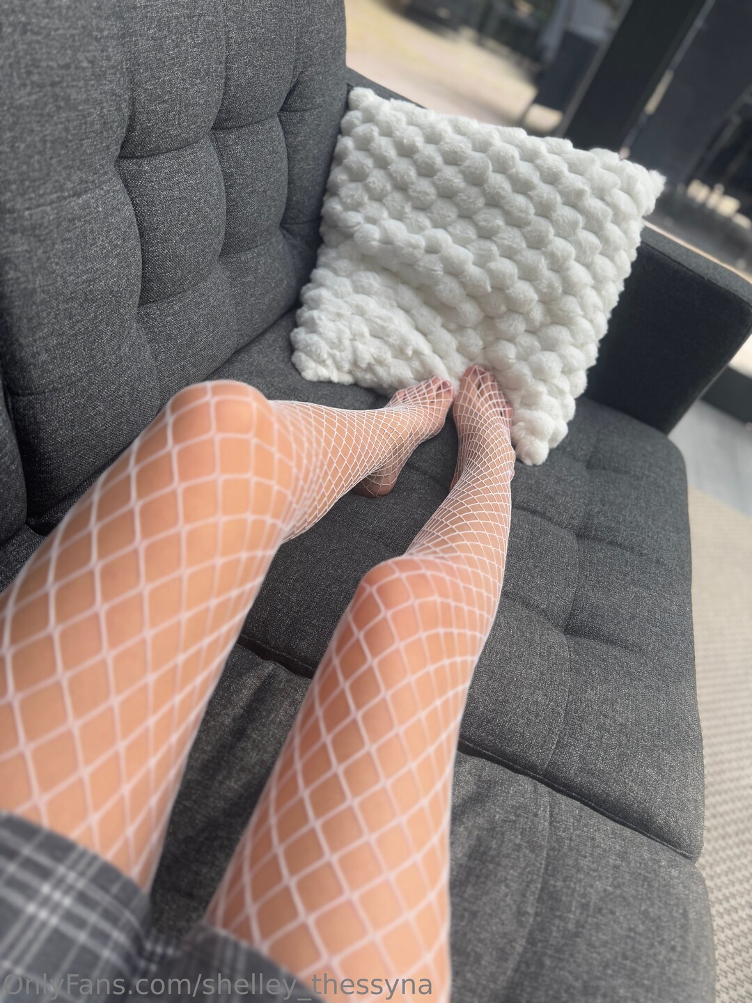 Shelley Thessyna erwachsene perfekte bild