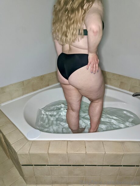 Lexisugar nacktheit bilder