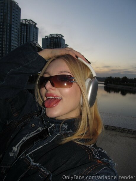 Ariadne Tender top hd archiv