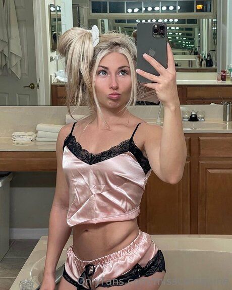 Misscarriejune pornostar erwachsene fotos