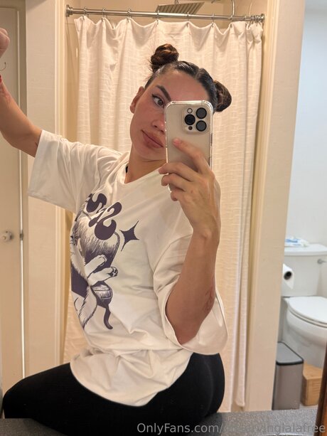 Observinglalafree freie nette foto