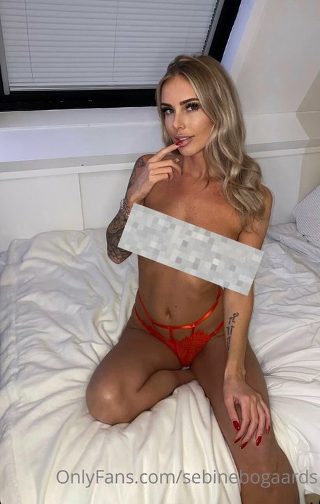 Sebine Bogaards pornostar fotos