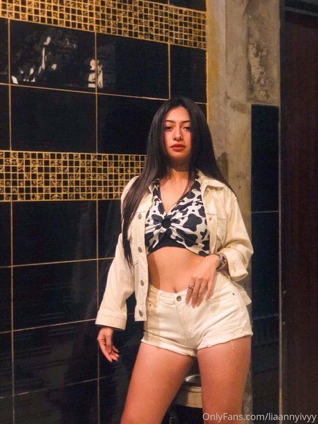 Lia Ivy pornostar schöne galerie