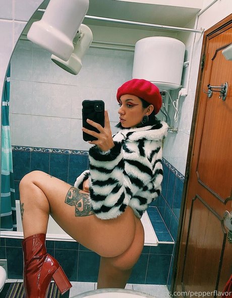 Pimenta freie nackt fotos