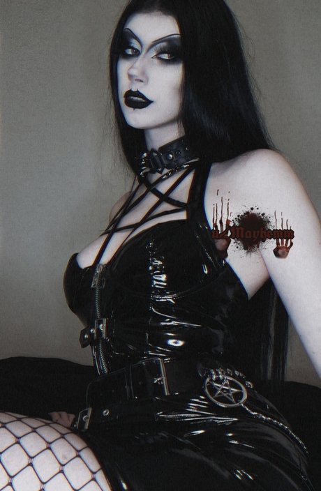 May Hemm hd top foto