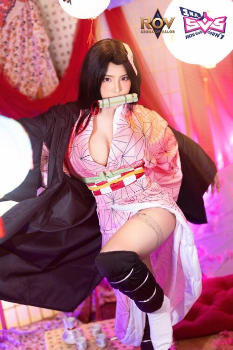 _Donut Nami nackt hübsche foto