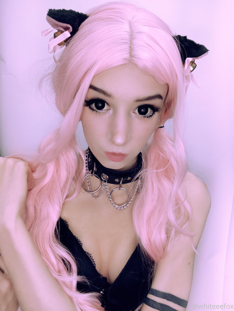 Whitefox Lunedcrevan_ heiße nacktheit foto