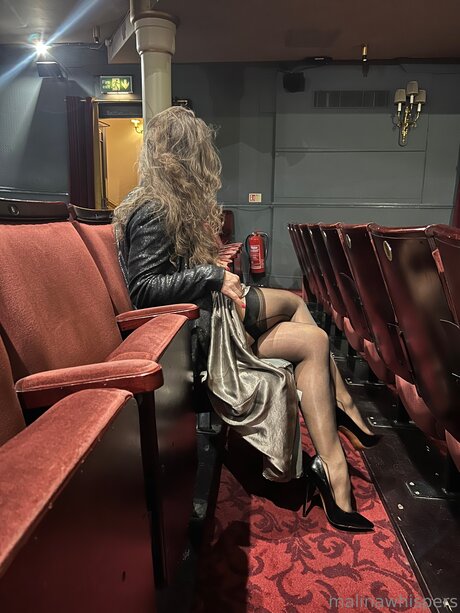 Malinawhispers nacktheit hd bilder