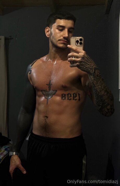 Tomidiazj perfekte pornographische foto