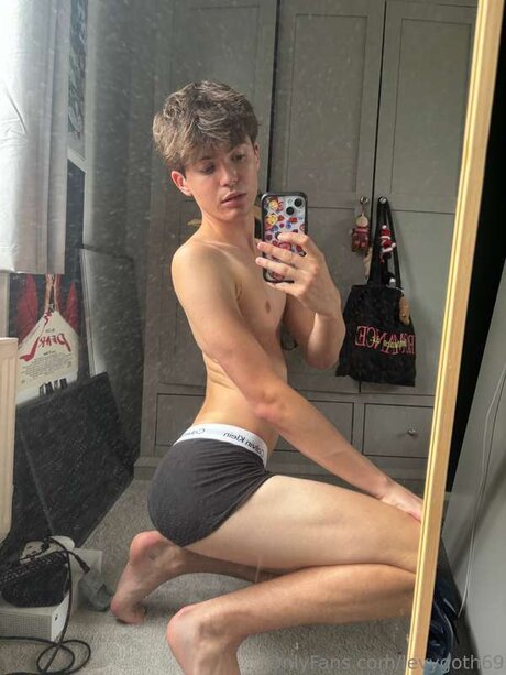 Levygoth69 schauspielerin sex fotos