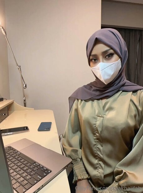 Syakhalifah top porno bilder