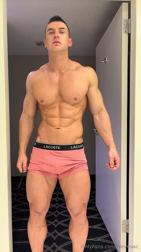 Nevesac1 top erotische galerien