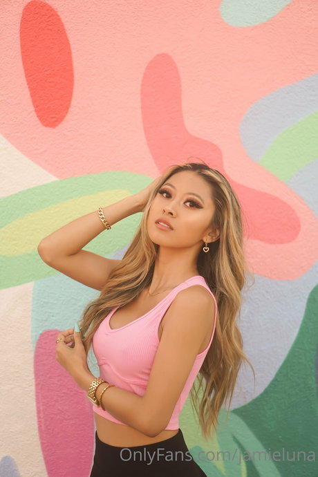 Jamie Luna perfekte akt fotos