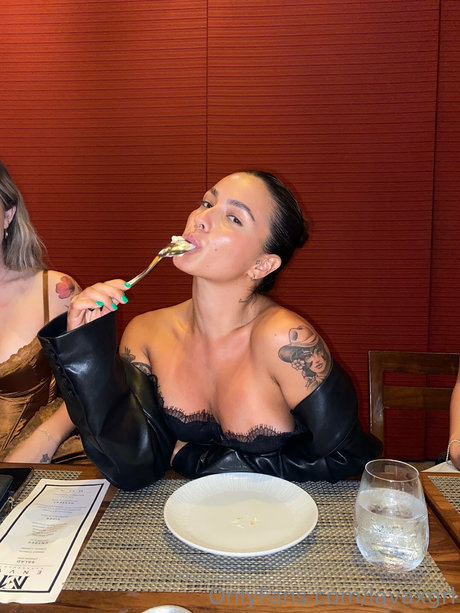 Lavagrll Lavaxgrll exklusive pornografische bild