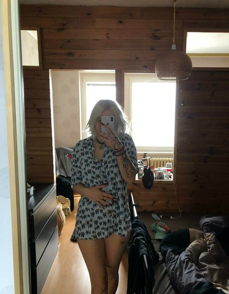 Maryjanakrasnapanna pornostar erwachsene galerie