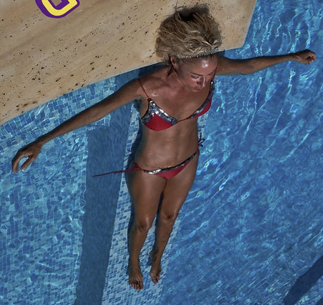 Zumrut Nural Dorman top sex foto