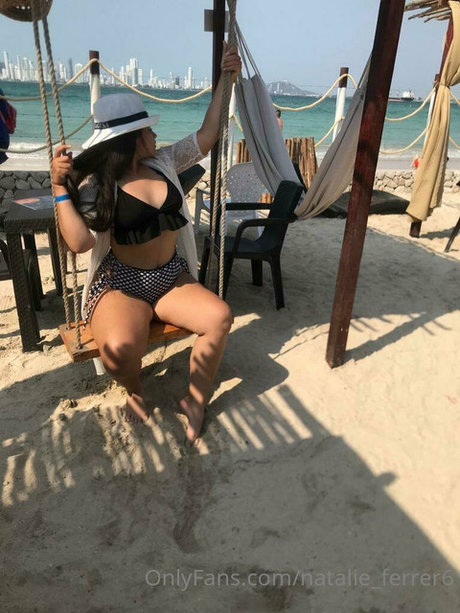 Natalie ferrer6 model akt bild