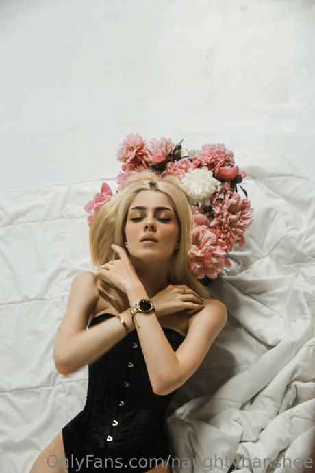 Naughtybanshee hübsche porno foto