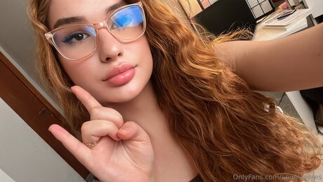 Angelaperes perfekte pornografische galerie