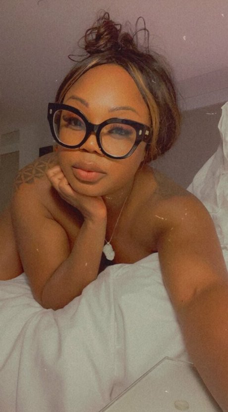 Jayden Starr pornostar kunst bilder