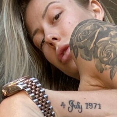 Bonnygombert hd xxx foto