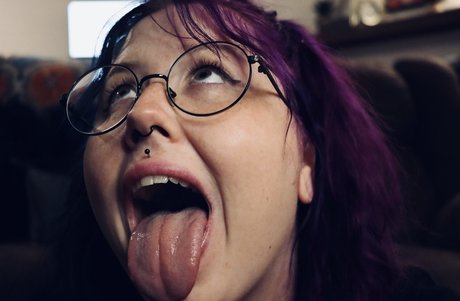 Gwy ther model nackt foto