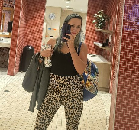 Hally Alyson schauspielerin heiße galerien