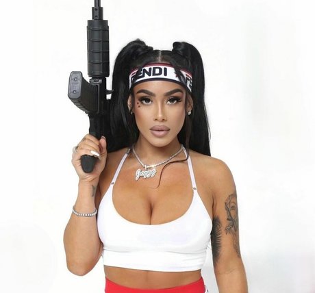 Jasmin Cadavid schauspielerin perfekte foto