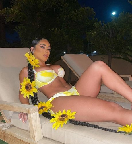 Jasmin Cadavid top nackt foto