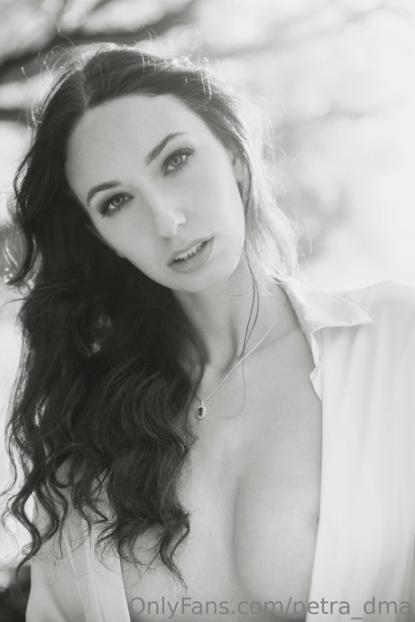 Petra dma heiße erwachsene galerien