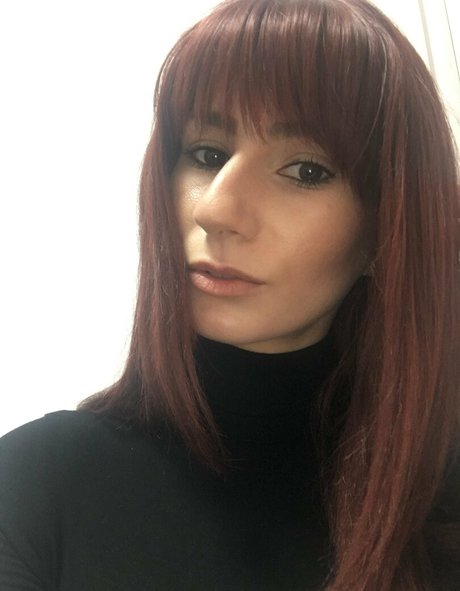 Radosveta hübsche erotische galerien