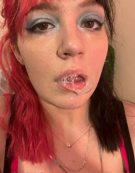 zoeybenzz sexy nackt fotos