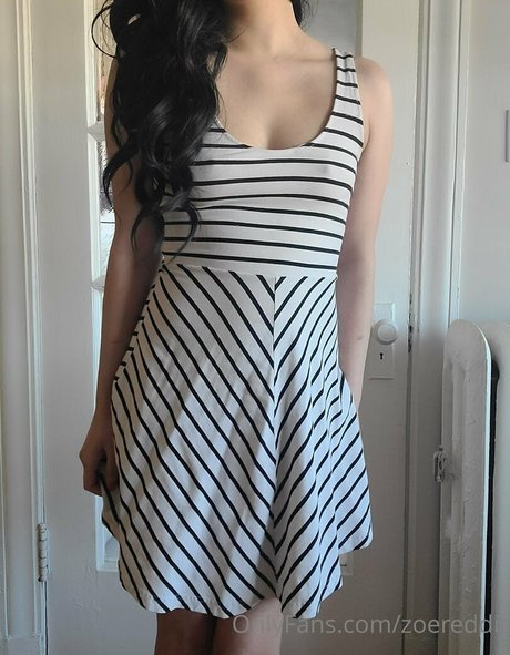 zoelevain kunst sexy galerie