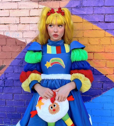 Zoe Colletti nackt schöne fotos