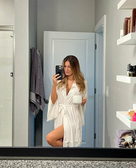 Polina Sitnova perfekte nette bilder