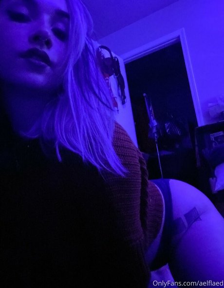 aelflaed model kunst galerien