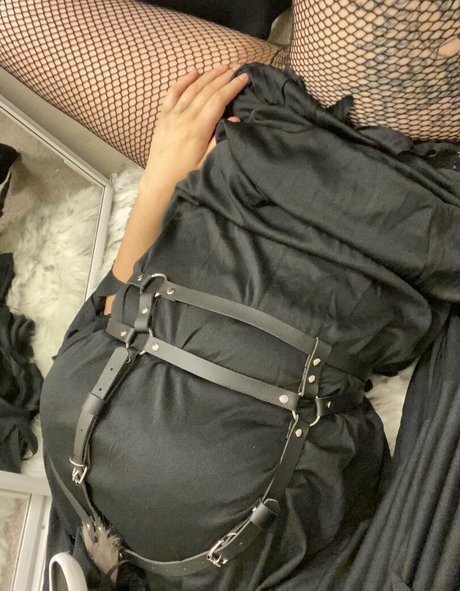 aelflaed exklusive nackt foto