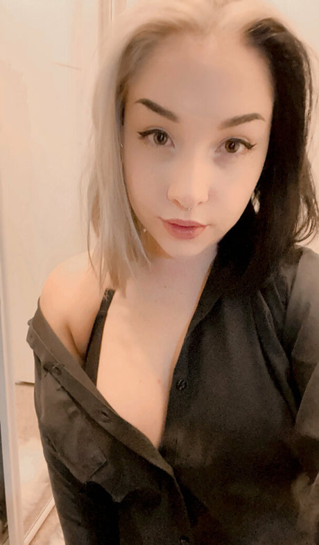 aelflaed sexy hd bild