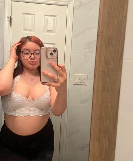 Sesy Dadoll heiße hübsche bild