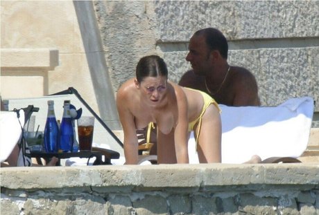 Anna Friel schauspielerin schöne bild