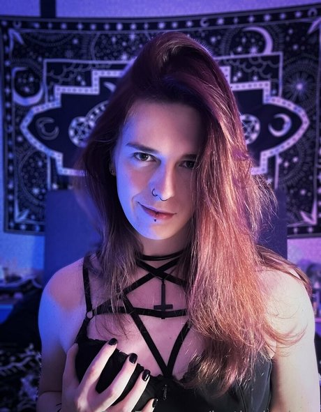 Just Leah freie akt archiv