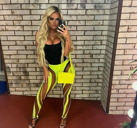 CourtneyDoyle kostenlose akt bilder