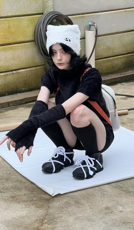 Pitayaq nackt perfekte fotos