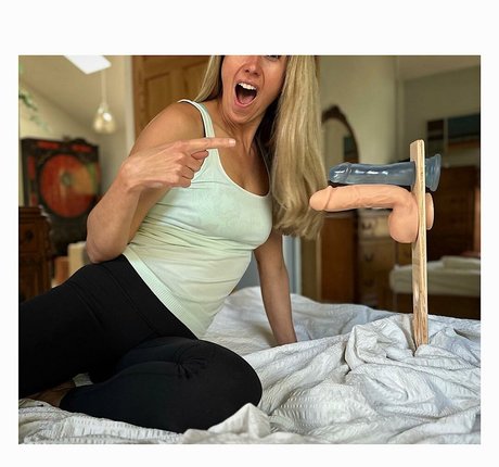 felicialovesponch schauspielerin exklusive fotos