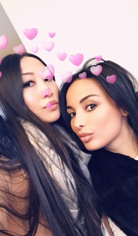 Anissa KATE erotische akt bilder