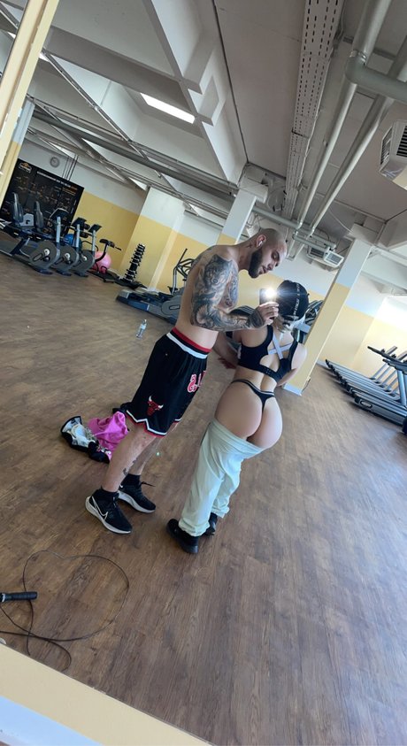 vollbusige rothaarige onlyfans erwachsene nackte galerien