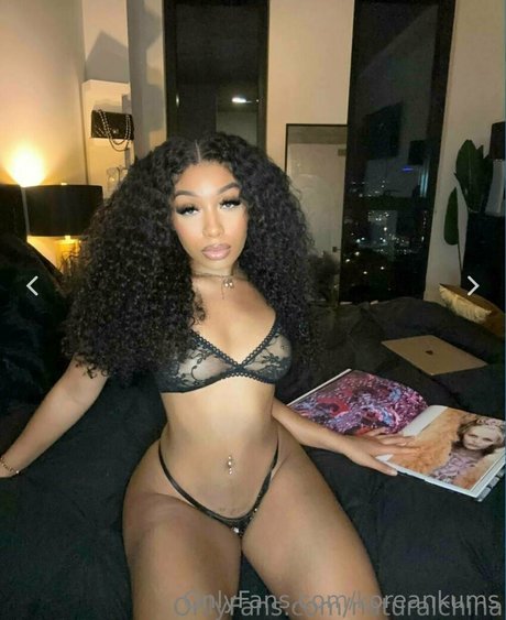 Koreankums sexy nackte foto