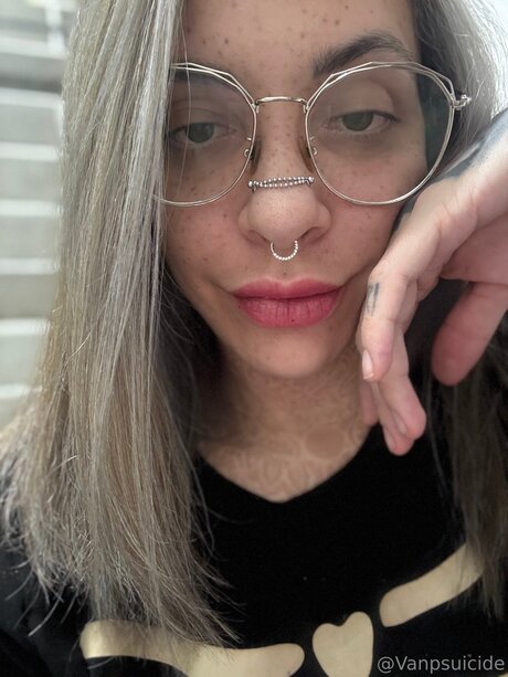 Vanplive erotische schöne archiv