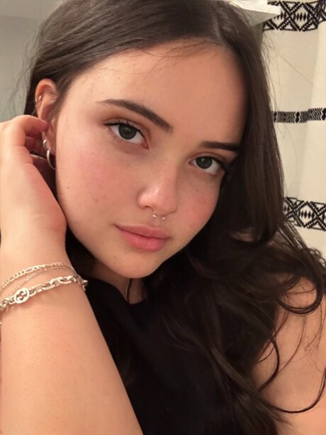 Violet Harmon erwachsene porno bilder