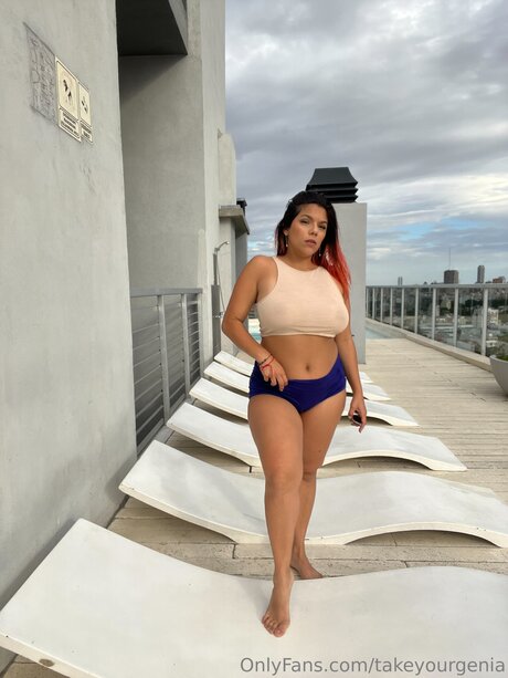 Takeyourgenia hd pornographische bild